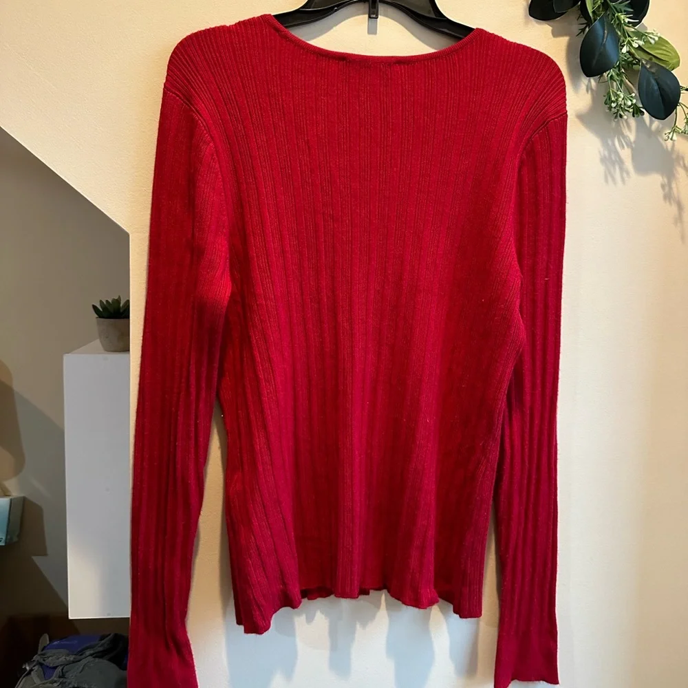 WHBM Sweater - Picture 6 of 7